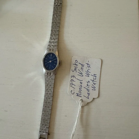Seiko | Accessories | Vintage Dainty Seiko Watch Made In  display picture 1